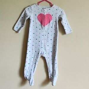 Carters baby girl Heart Footed Outfit Two Way Zip Sleep And Play Size 9 Months